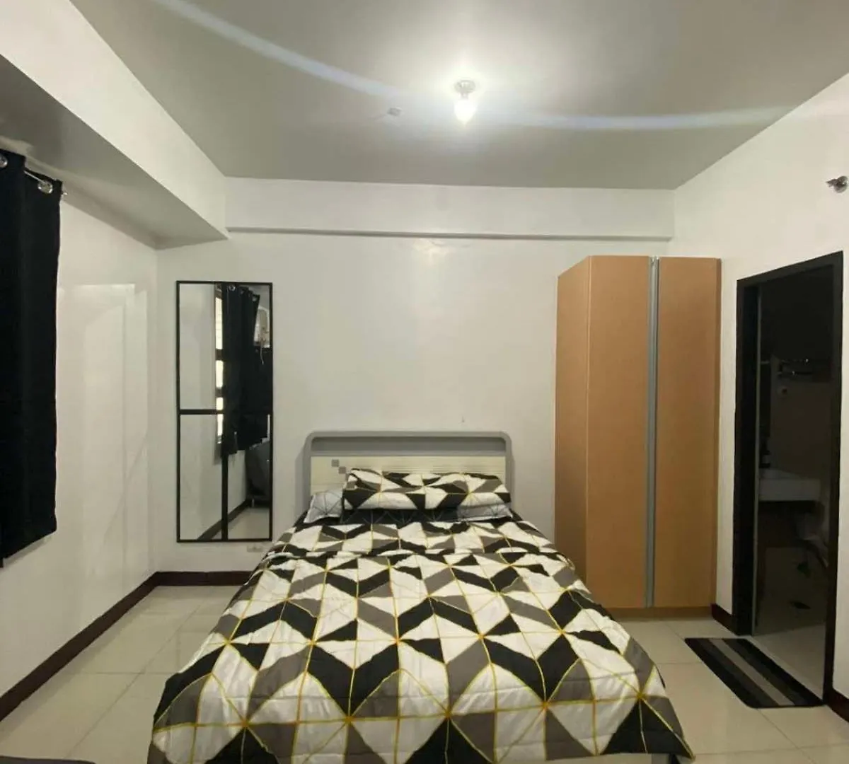 101 Newport Boulevard Condo Pasay Aparthotel