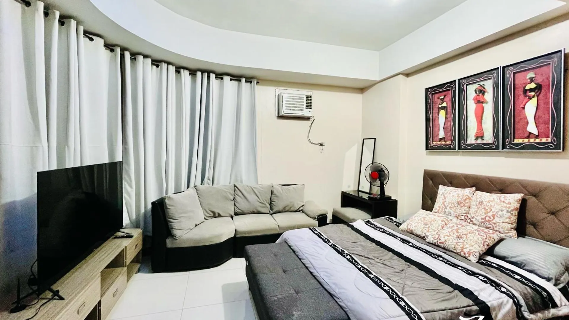 101 Newport Boulevard Condo Pasay